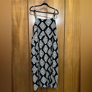 Plus size Navy & White Geometric Maxi Dress